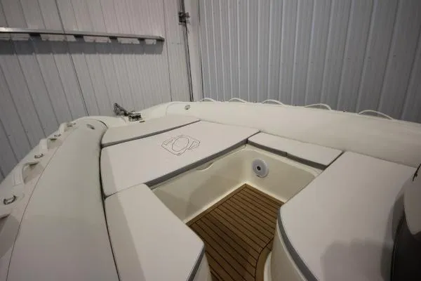 Slide: The Image of Zodiac N-ZO 760 NEO 300hp In Stock 2015 - 11