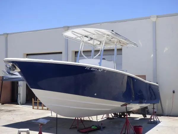 Slide: The Image of Southport 26 Center Console 2006 - 0