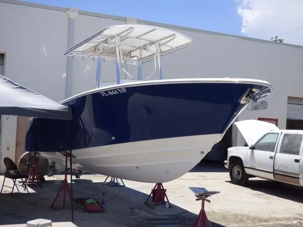Slide: The Image of Southport 26 Center Console 2006 - 1