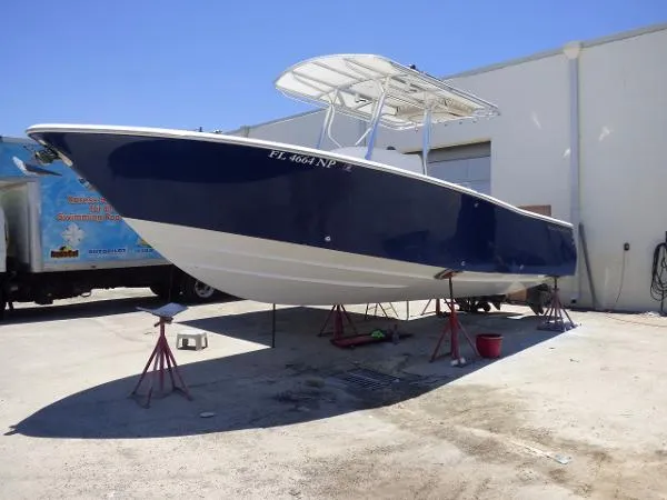 Slide: The Image of Southport 26 Center Console 2006 - 6