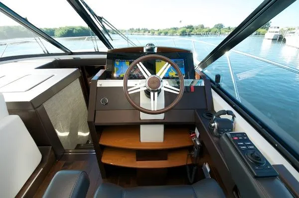 Slide: The Image of Tiara 5000 coupe 2014 - 11