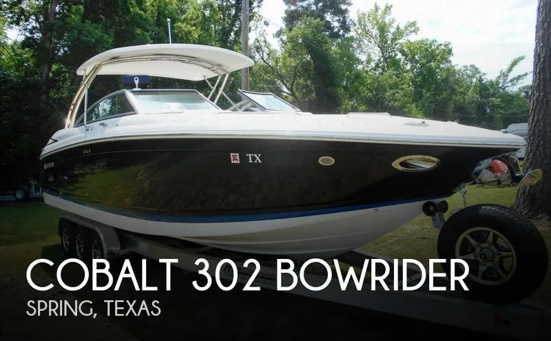 Slide: The Image of Cobalt 302 Bowrider 2012 - 0