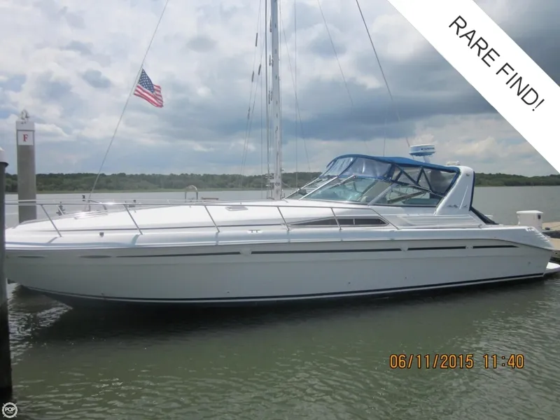 Slide: The Image of Sea Ray 400 Express Cruiser 1993 - 1