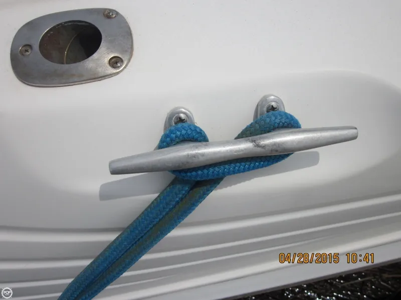 Slide: The Image of Sea Ray 400 Express Cruiser 1993 - 8