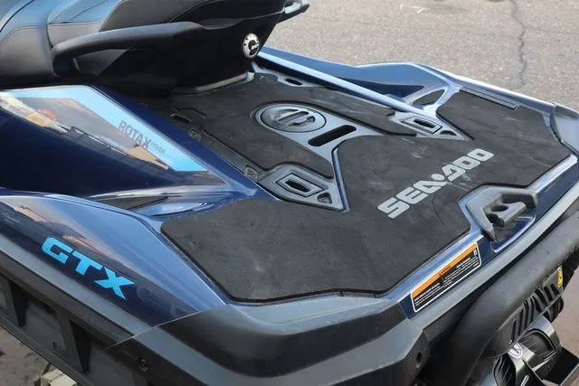 Slide: The Image of Sea-Doo GTX 170 2024 - 11