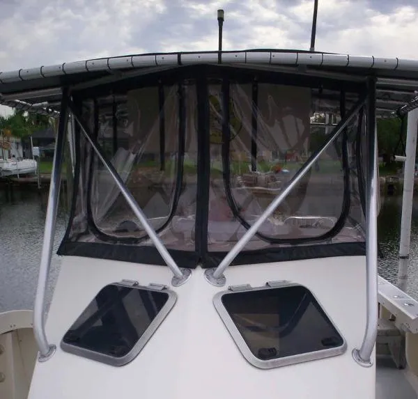 Slide: The Image of Ocean Master 31 Walkaround 1993 - 4