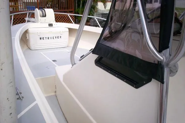 Slide: The Image of Ocean Master 31 Walkaround 1993 - 5