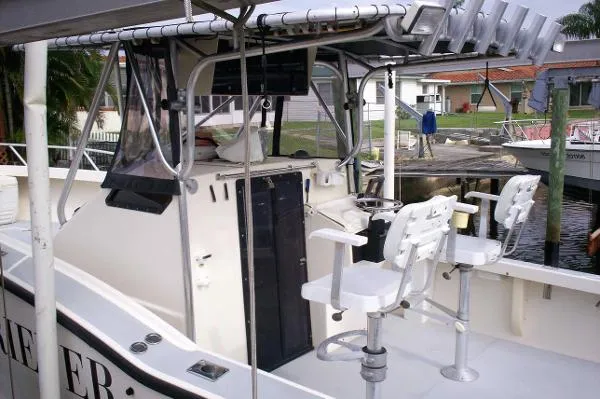 Slide: The Image of Ocean Master 31 Walkaround 1993 - 7