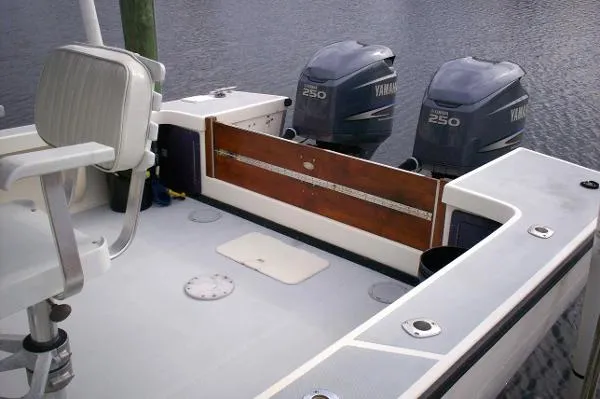 Slide: The Image of Ocean Master 31 Walkaround 1993 - 9