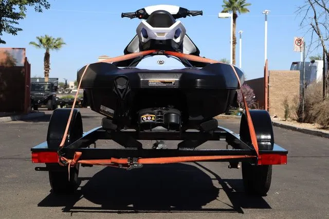 Slide: The Image of Sea-Doo Spark for 3 2024 - 10