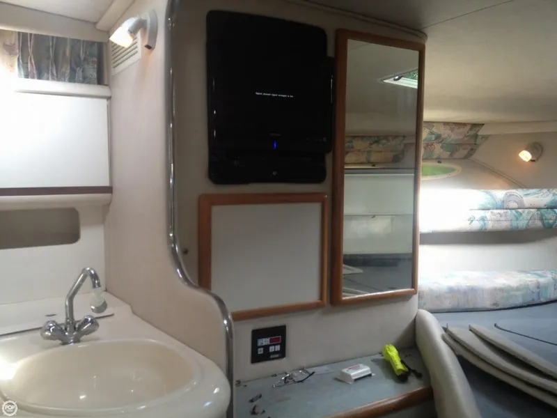 Slide: The Image of Sea Ray 330 Sundancer 1996 - 5
