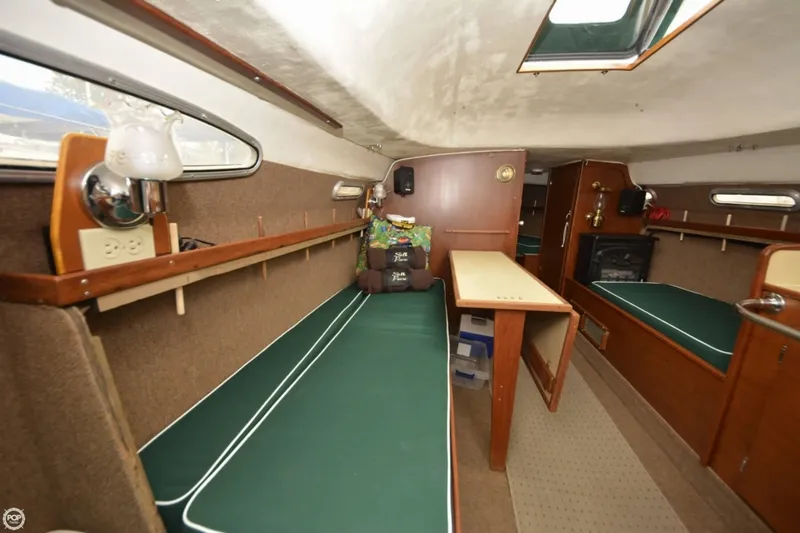 Slide: The Image of Clipper Marine 30 Sloop 1976 - 10