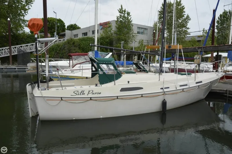 Slide: The Image of Clipper Marine 30 Sloop 1976 - 3