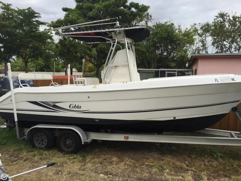 Slide: The Image of Cobia 254 Center Console 2004 - 1