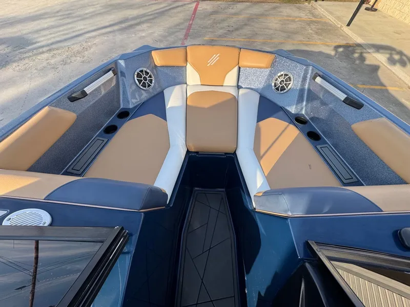 Slide: The Image of ATX 22 Type-S 2020 - 19