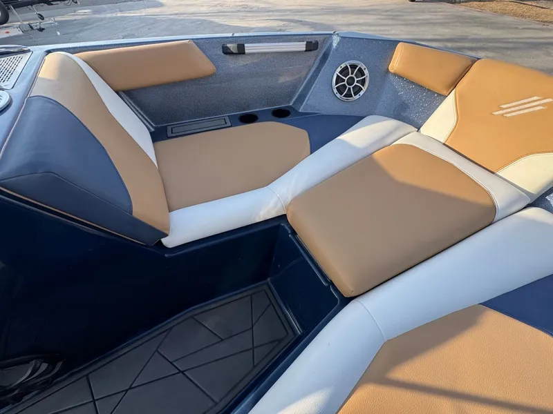 Slide: The Image of ATX 22 Type-S 2020 - 20