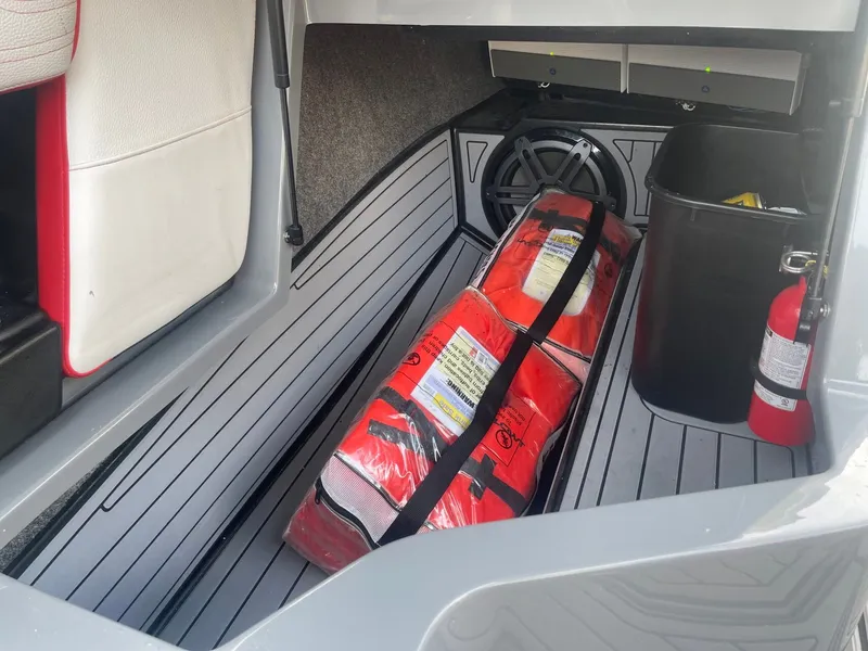 Slide: The Image of Nautique G23 2019 - 17