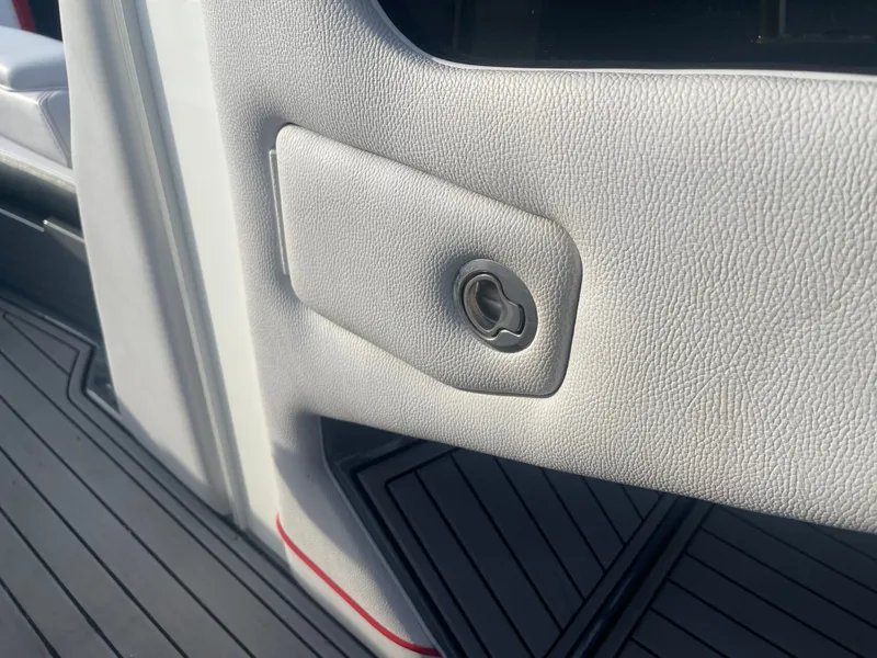 Slide: The Image of Nautique G23 2019 - 36