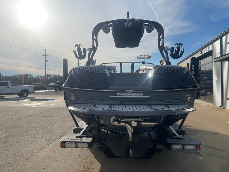Slide: The Image of Nautique G23 2019 - 5