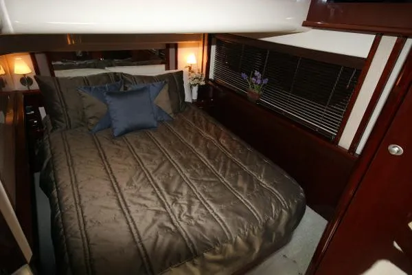 Slide: The Image of Sea Ray 52 Sedan Bridge 2008 - 9