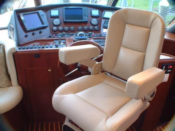 Slide: The Image of Pama Yacht Pilothouse MY 2006 - 9