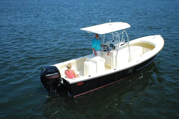 Slide: The Image of Eastern 22' Center Console 2014 - 0