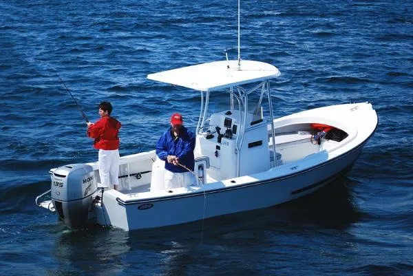Slide: The Image of Eastern 22' Center Console 2014 - 3