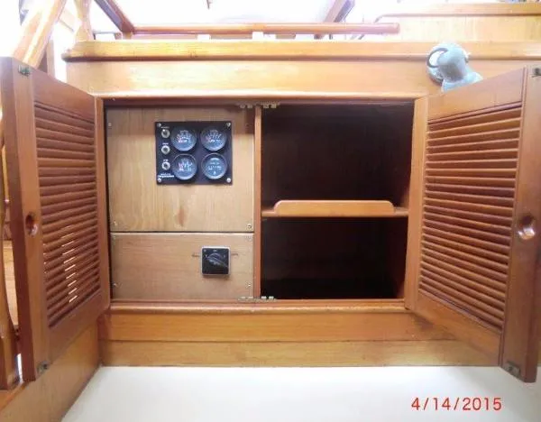 Slide: The Image of Grand Banks Classic Engine Upgrade 1985 - 6