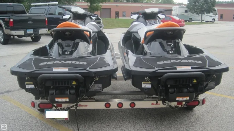 Slide: The Image of Sea-Doo (2) GTI 155 SE (Pair) 2011 - 3