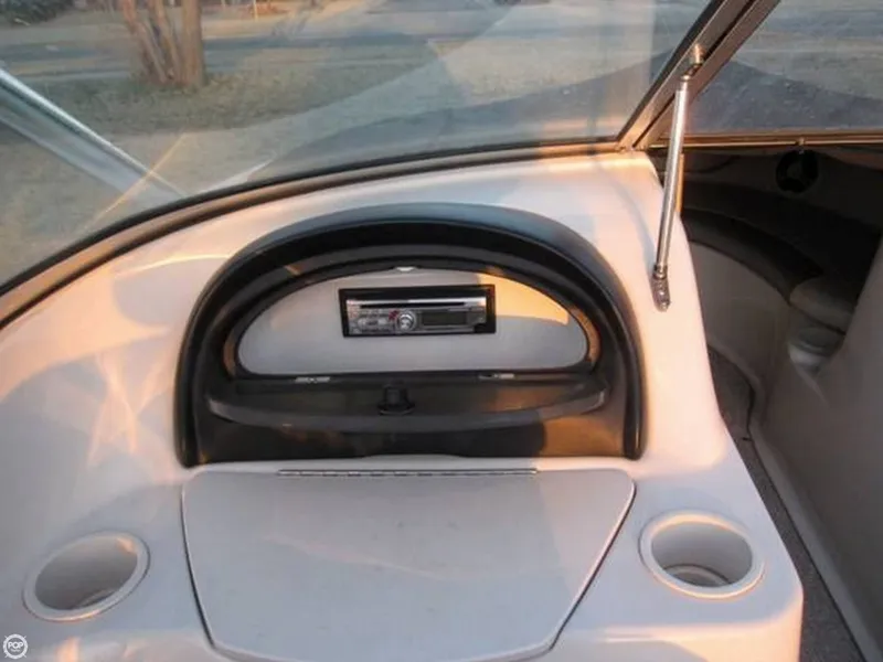 Slide: The Image of Sea Ray 205 Sport 2008 - 8