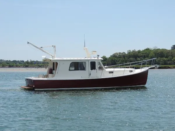 Slide: The Image of Atlantic Boat Co. Duffy 37 2003 - 6