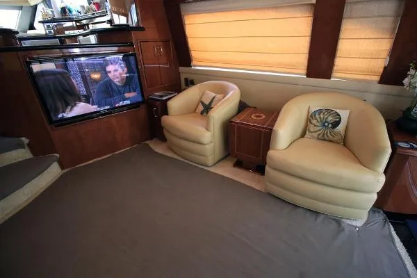 Slide: The Image of Marquis Motoryacht Davit and lift 2004 - 6