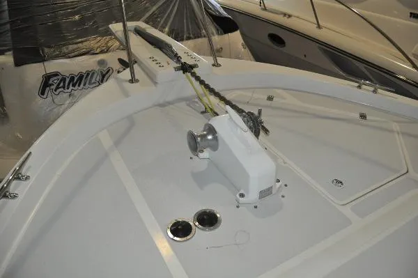 Slide: The Image of Bayliner 3870 Explorer 1987 - 5
