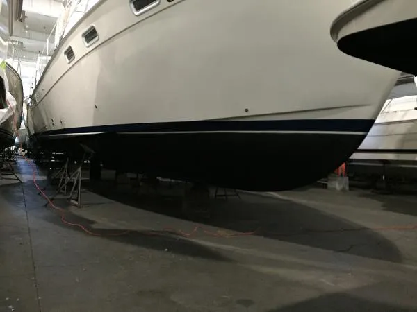 Slide: The Image of Bayliner 3870 Explorer 1987 - 7