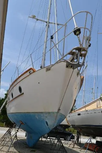 Slide: The Image of Ted Brewer Custom Sloop 1986 - 8
