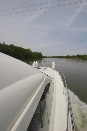 Slide: The Image of Sea Ray 44 Sedan Bridge 2007 - 9
