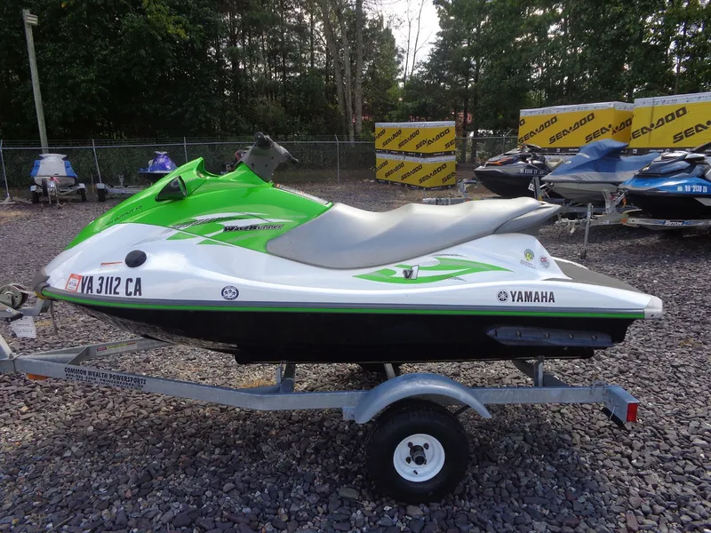 The Image of Yamaha V1 2016 - 1