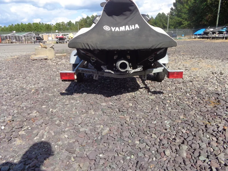 Slide: The Image of Yamaha V1 2016 - 22