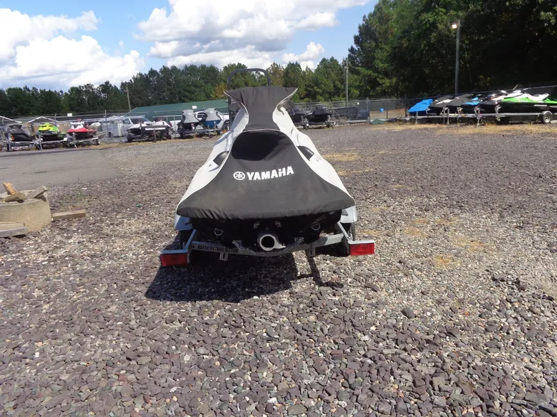 Slide: The Image of Yamaha V1 2016 - 3