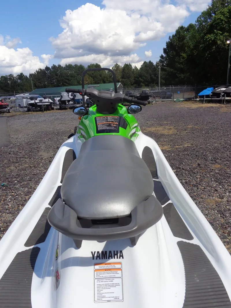 Slide: The Image of Yamaha V1 2016 - 9