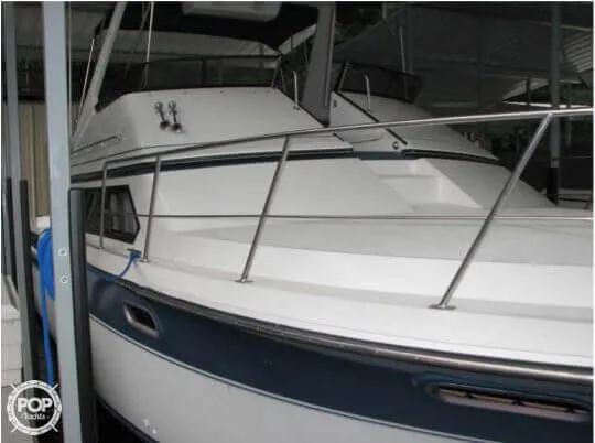 Slide: The Image of Carver Yachts 3897 Santego 1990 - 10