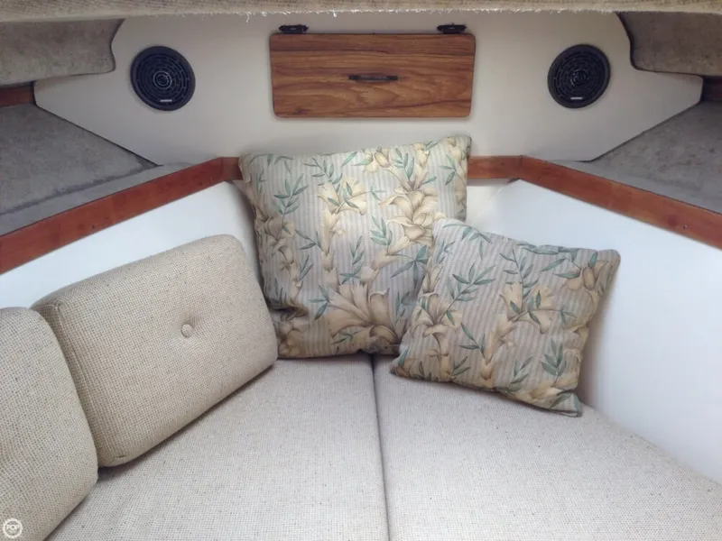 Slide: The Image of Carver Yachts 2687 Monterey 1982 - 5