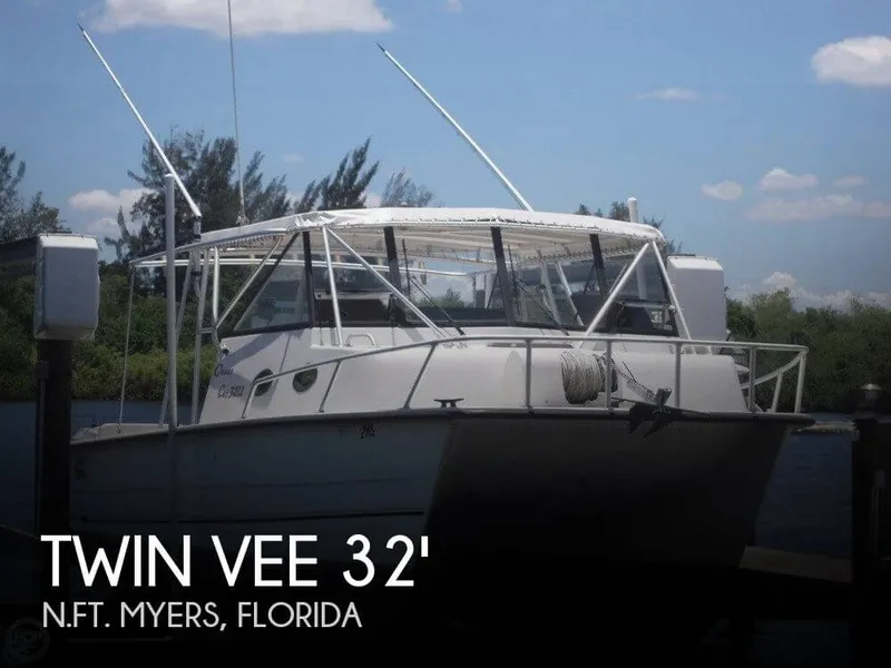 Slide: The Image of Twin Vee Weekender 32 2003 - 0
