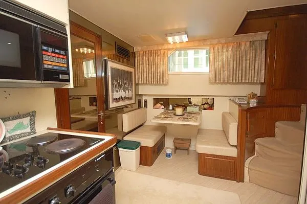 Slide: The Image of Hatteras Cockpit Motor Yacht 1988 - 2
