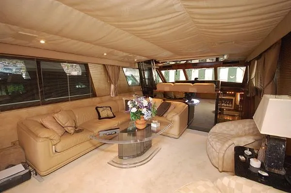 Slide: The Image of Hatteras Cockpit Motor Yacht 1988 - 5