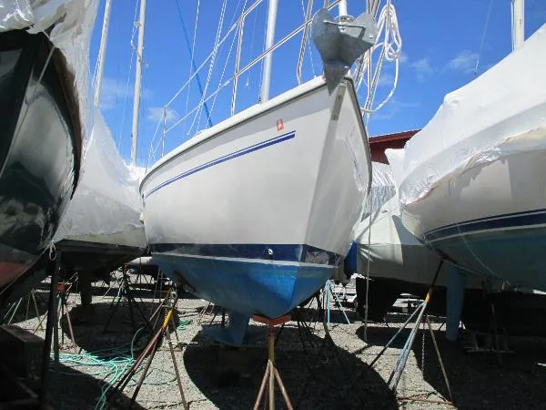 Slide: The Image of Catalina 28 MkII 1999 - 8