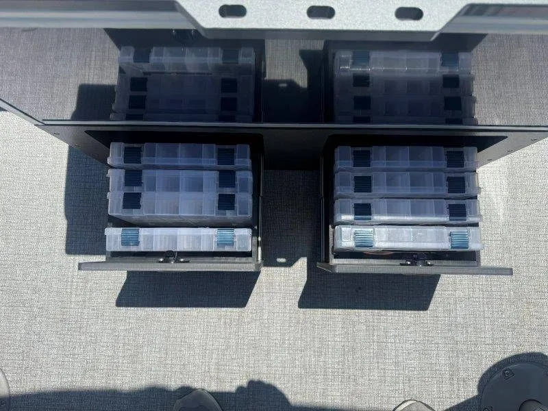 Slide: The Image of Fishing gear storage on Harris Cruiser 210 FC 2025. - 24