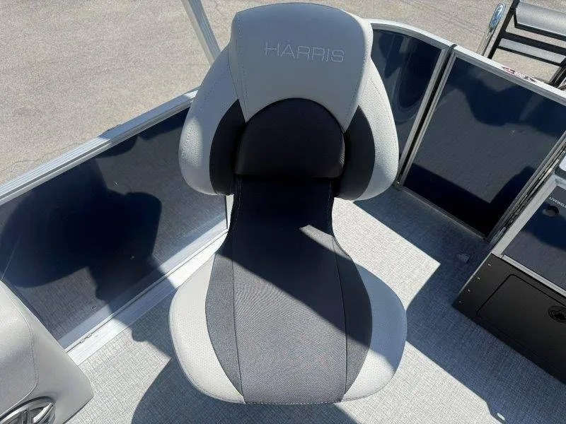 Slide: The Image of Harris Cruiser 210 FC 2025 boat seat with modern design. - 41