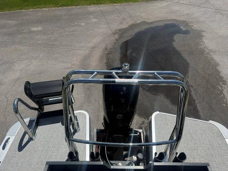 Slide: The Image of Harris Cruiser 210 FC 2025 with shiny stainless steel railing. - 44