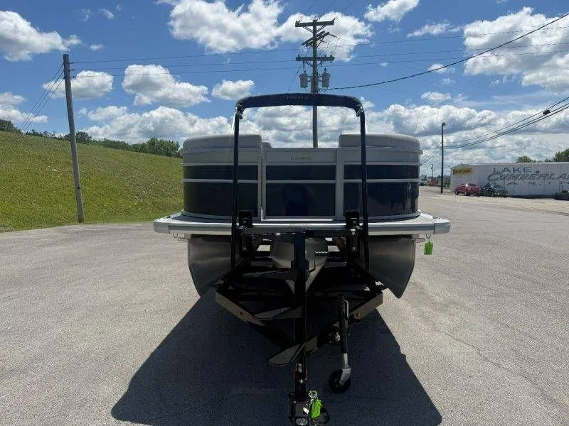 Slide: The Image of Harris Cruiser 210 FC 2025 - 53